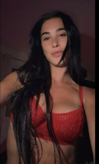 Laura petard page leaked private photo uncensored HD quality