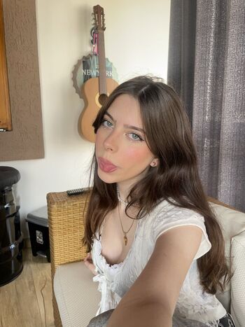 Laurakatsz leaked private photo uncensored HD quality