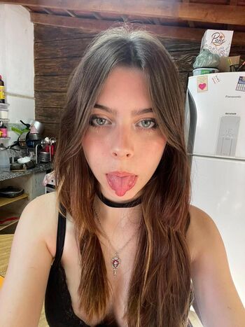 Laurakatsz leaked private photo uncensored HD quality