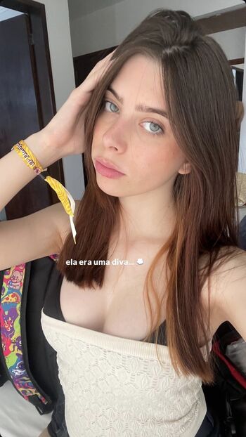Laurakatsz leaked private photo uncensored HD quality