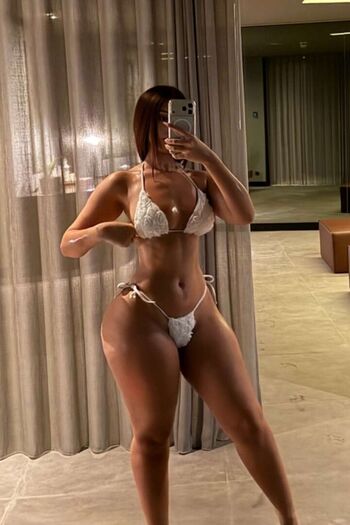 Laurgmzz page leaked private photo uncensored HD quality