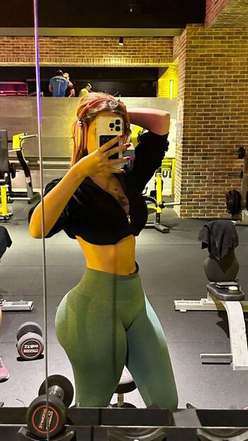 Laurgmzz page leaked private photo uncensored HD quality