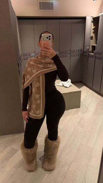 Laurgmzz page leaked private photo uncensored HD quality