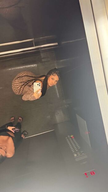 Laurgmzz page leaked private photo uncensored HD quality