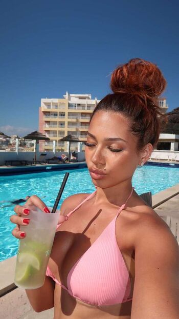 Laurgmzz page leaked private photo uncensored HD quality