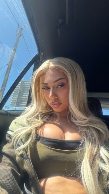 Laurgmzz leaked private photo uncensored HD quality