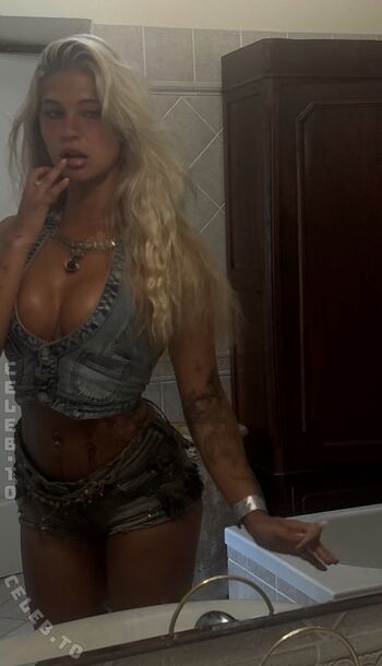 Laviniayakira leaked private photo uncensored HD quality