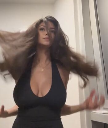 Laynalazar leaked private photo uncensored HD quality