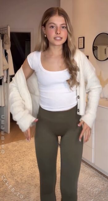 Lea alena leaked private photo uncensored HD quality