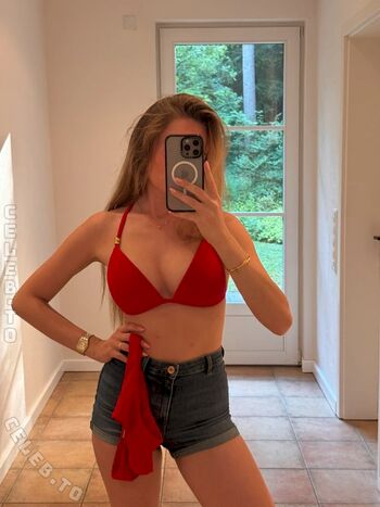 Lea katharina maria  page leaked private photo uncensored HD quality