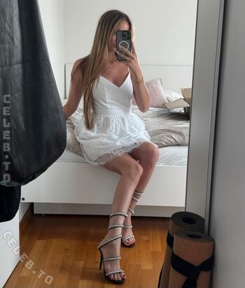 Lea katharina maria  page leaked private photo uncensored HD quality