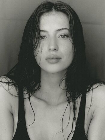 Lea meniel page leaked private photo uncensored HD quality