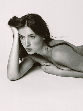Lea meniel page leaked private photo uncensored HD quality