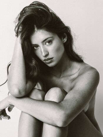Lea meniel page leaked private photo uncensored HD quality