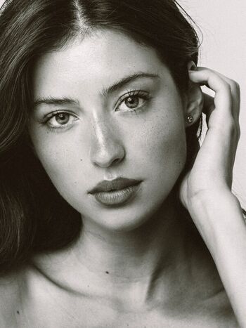 Lea meniel page leaked private photo uncensored HD quality