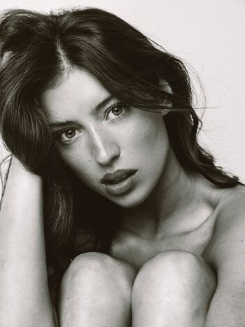 Lea meniel page leaked private photo uncensored HD quality
