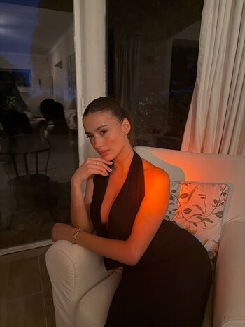 Lea meniel page leaked private photo uncensored HD quality