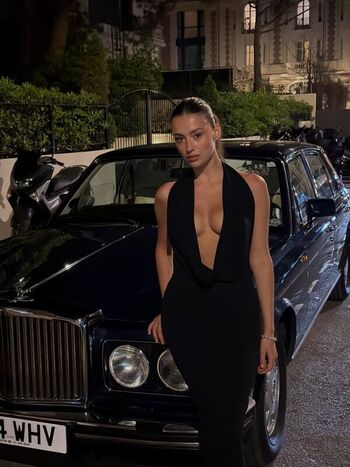 Lea meniel page leaked private photo uncensored HD quality