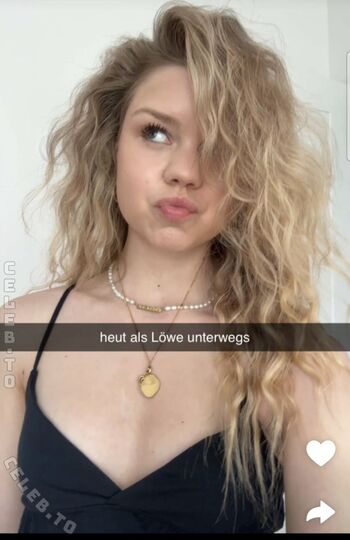 Lea peach  page leaked private photo uncensored HD quality