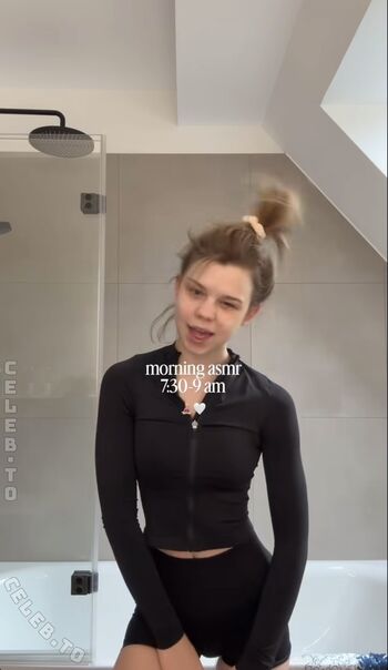 Lea peach  page leaked private photo uncensored HD quality