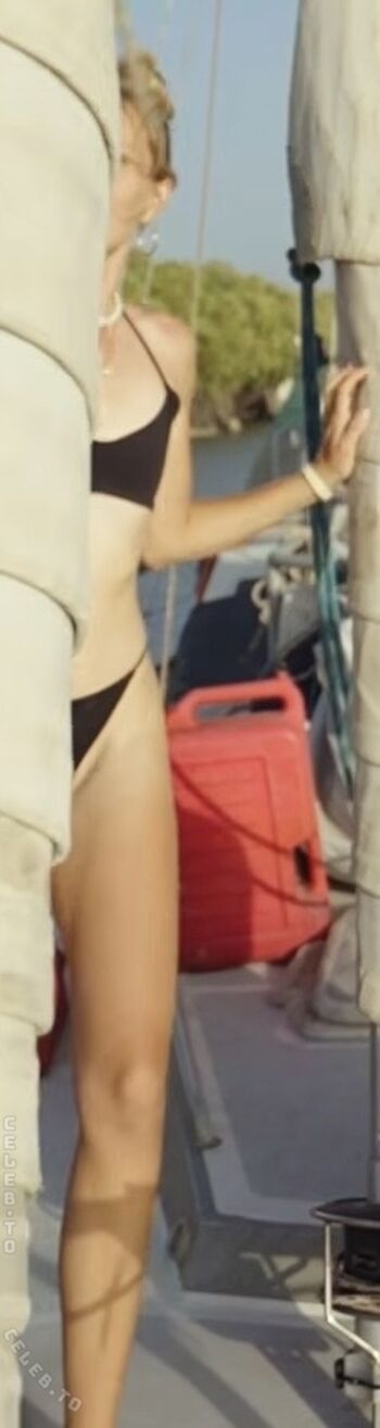 Leonie massmann  page leaked private photo uncensored HD quality