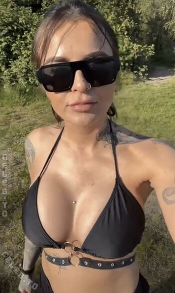 Leyalocaa leaked private photo uncensored HD quality