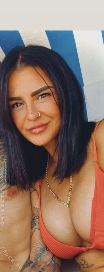 Leyalocaa leaked private photo uncensored HD quality