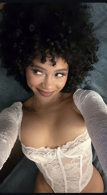 Lianavaa leaked private photo uncensored HD quality