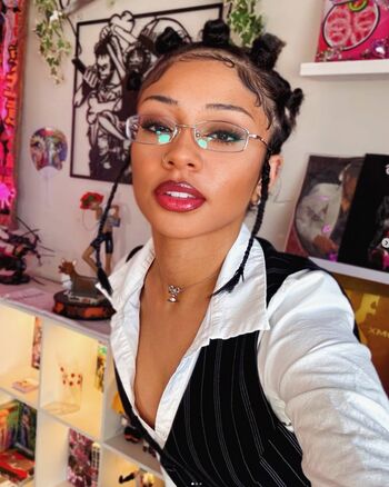 Lightskin  page leaked private photo uncensored HD quality