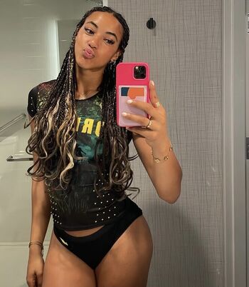 Lightskin  page leaked private photo uncensored HD quality