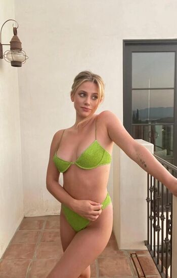 Lili reinhart leaked private photo uncensored HD quality