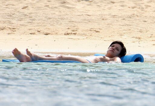 Lily allen leaked private photo uncensored HD quality
