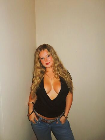 Lily wright page leaked private photo uncensored HD quality