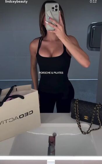 Lindcey nava leaked private photo uncensored HD quality