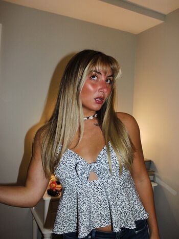 Lindsay sento page leaked private photo uncensored HD quality