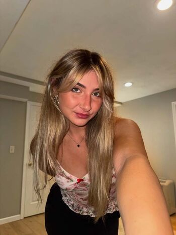 Lindsay sento page leaked private photo uncensored HD quality