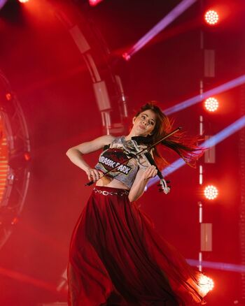 Lindsey stirling  page leaked private photo uncensored HD quality