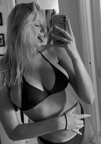 Linn prusky moss page leaked private photo uncensored HD quality