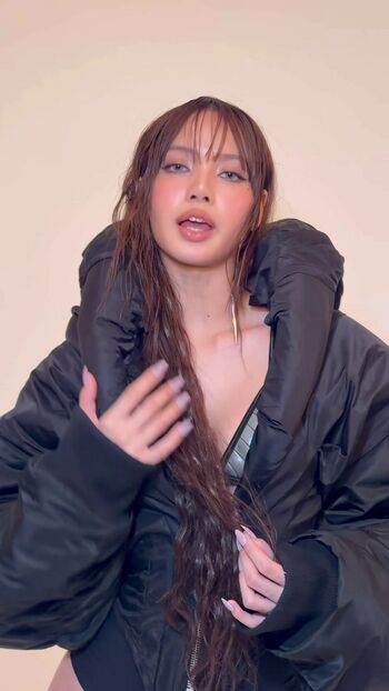 Lisa blackpink page leaked private photo uncensored HD quality