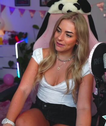 Littlebunny x page leaked private photo uncensored HD quality