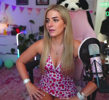 Littlebunny x leaked private photo uncensored HD quality