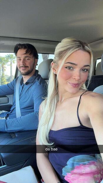 Livvy dunne  page leaked private photo uncensored HD quality