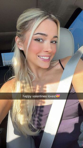 Livvy dunne  page leaked private photo uncensored HD quality