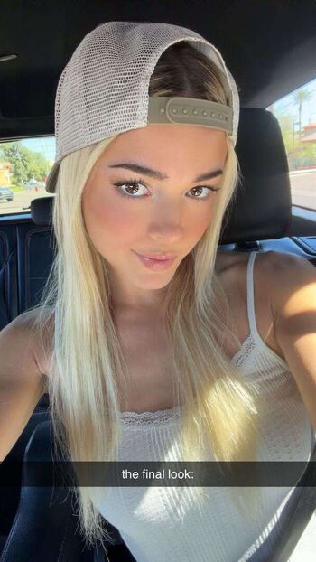 Livvy dunne  page leaked private photo uncensored HD quality