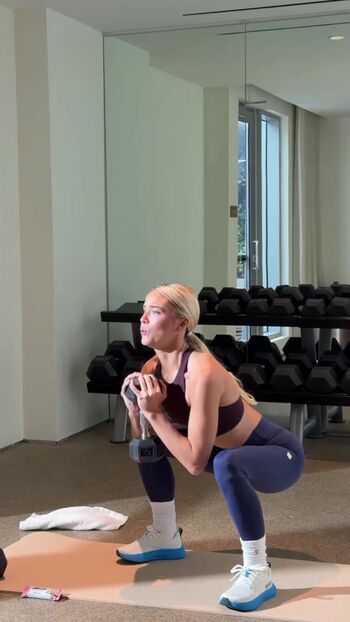 Livvy dunne  page leaked private photo uncensored HD quality