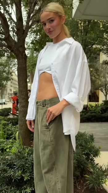 Livvy dunne  page leaked private photo uncensored HD quality