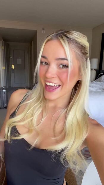 Livvy dunne  page leaked private photo uncensored HD quality