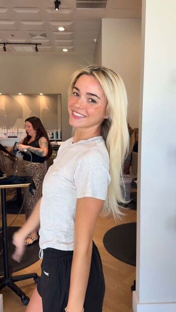 Livvy dunne  page leaked private photo uncensored HD quality