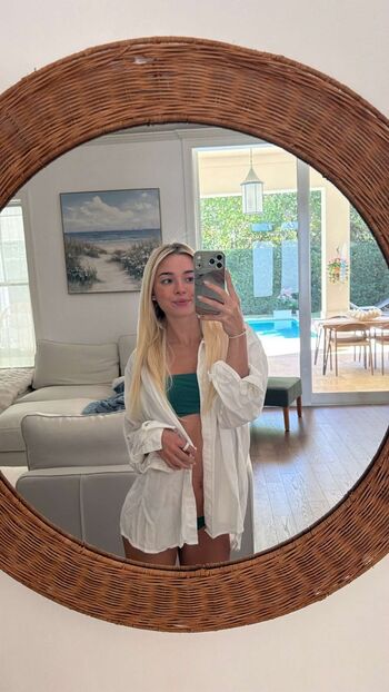 Livvy dunne  page leaked private photo uncensored HD quality