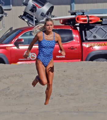 Livvy dunne  page leaked private photo uncensored HD quality